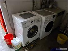 1 Waschmaschine u. Trockner
